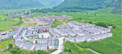 提高保障和改善民生水平 加強和創(chuàng)新社會治理