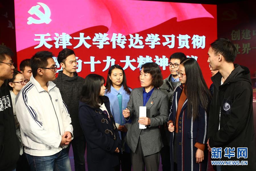 （新華全媒頭條·圖文互動(dòng)）（4）在習(xí)近平黨建思想指引下實(shí)干擔(dān)當(dāng)——黨的十八大以來組織工作述評(píng)